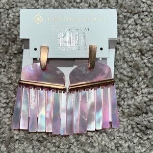 Kendra Scott Iridescent Pink Fringe Earrings new nwt dangle stud
